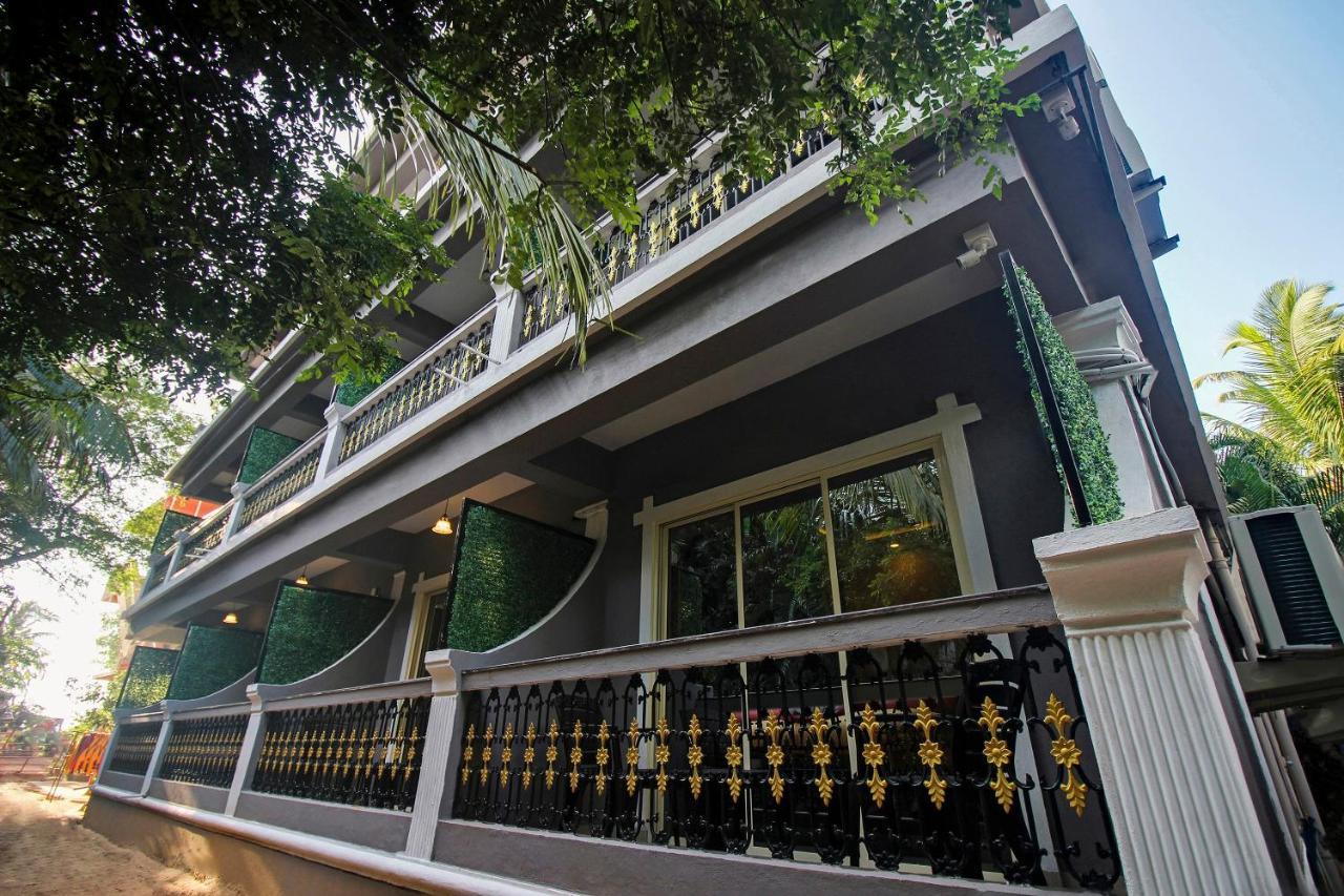 Capital O 64180 Adam'S Beach Resort Baga Exterior foto